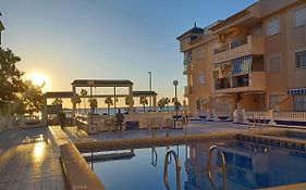 Playa De Los Naufragos Cozy Apartment With Pool