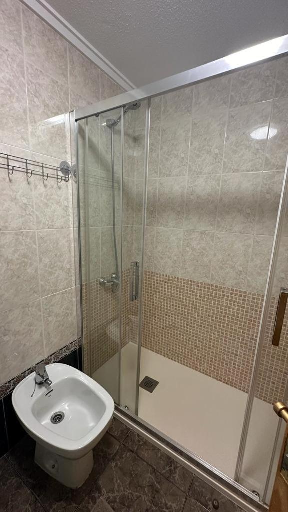Playa De Los Naufragos Cozy Apartment With Pool Torrevieja Exterior foto